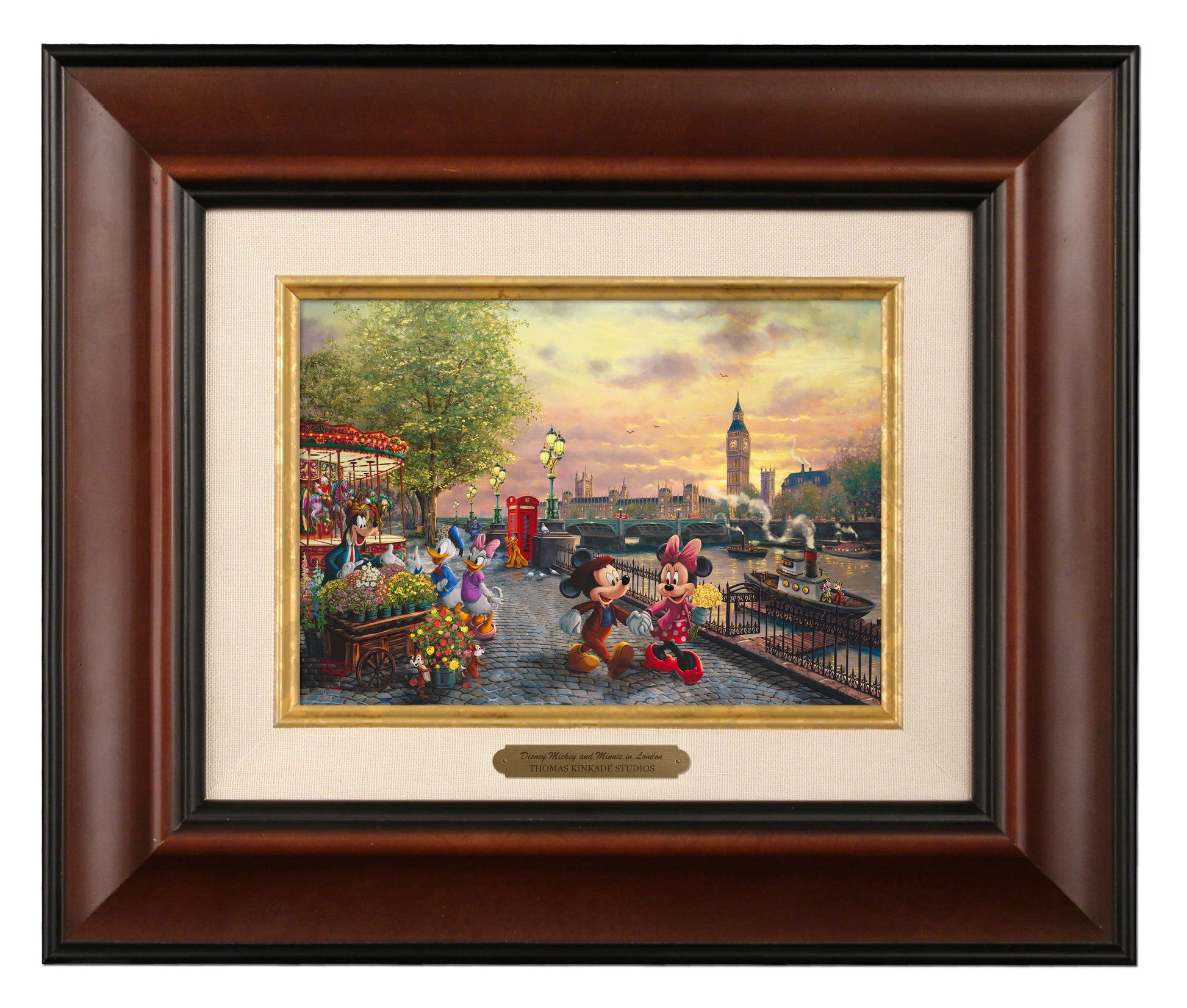 BRW_Disney_MickeyAndMinnieInLondon_151743_5x7_Framed_Burl.jpg