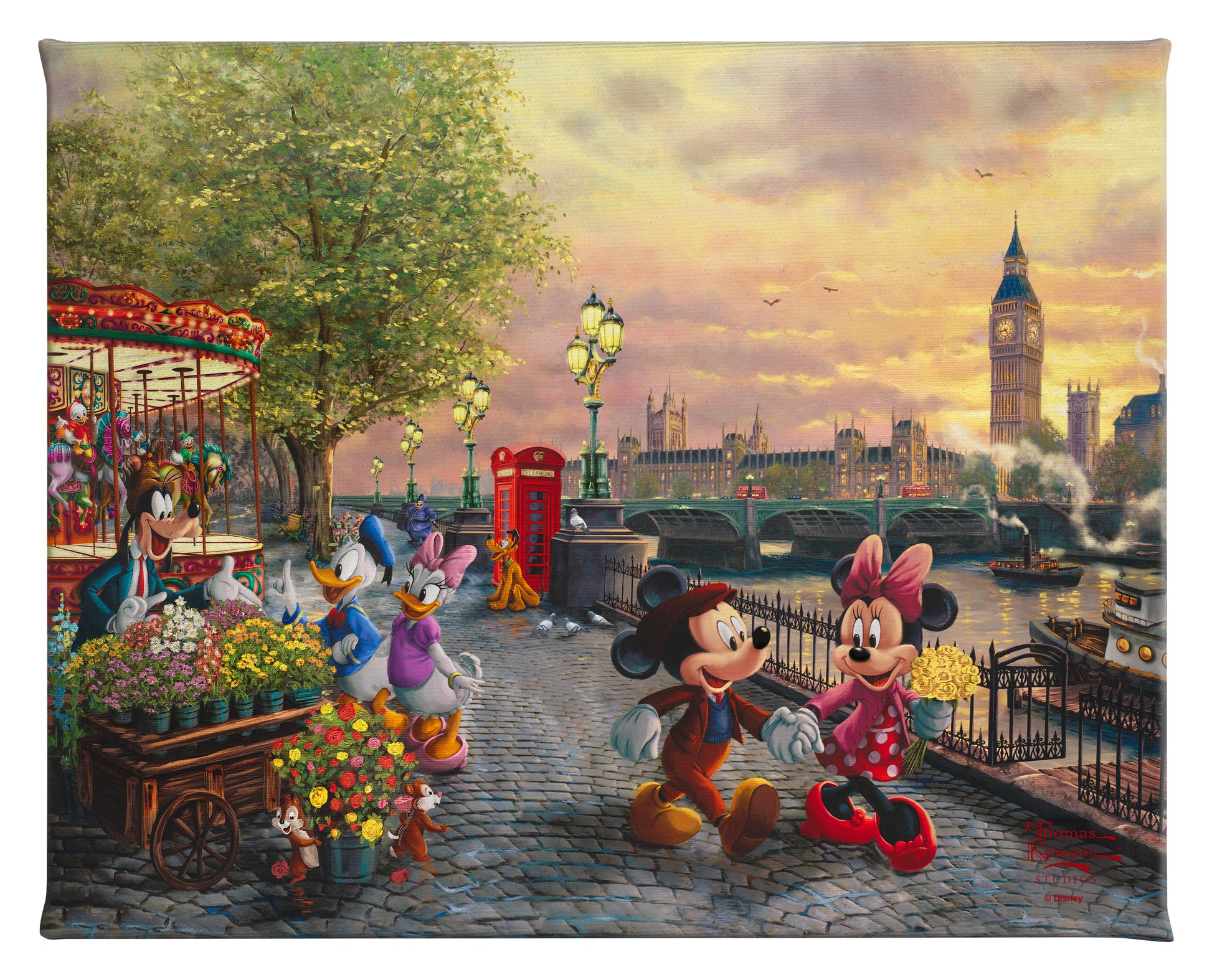 CGW_Disney_MickeyAndMinnieInLondon_151725_8x10_f.jpg