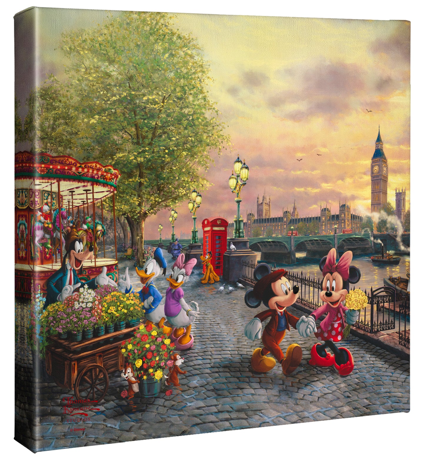 CGW_Disney_MickeyAndMinnieInLondon_151728_14x14_a.jpg